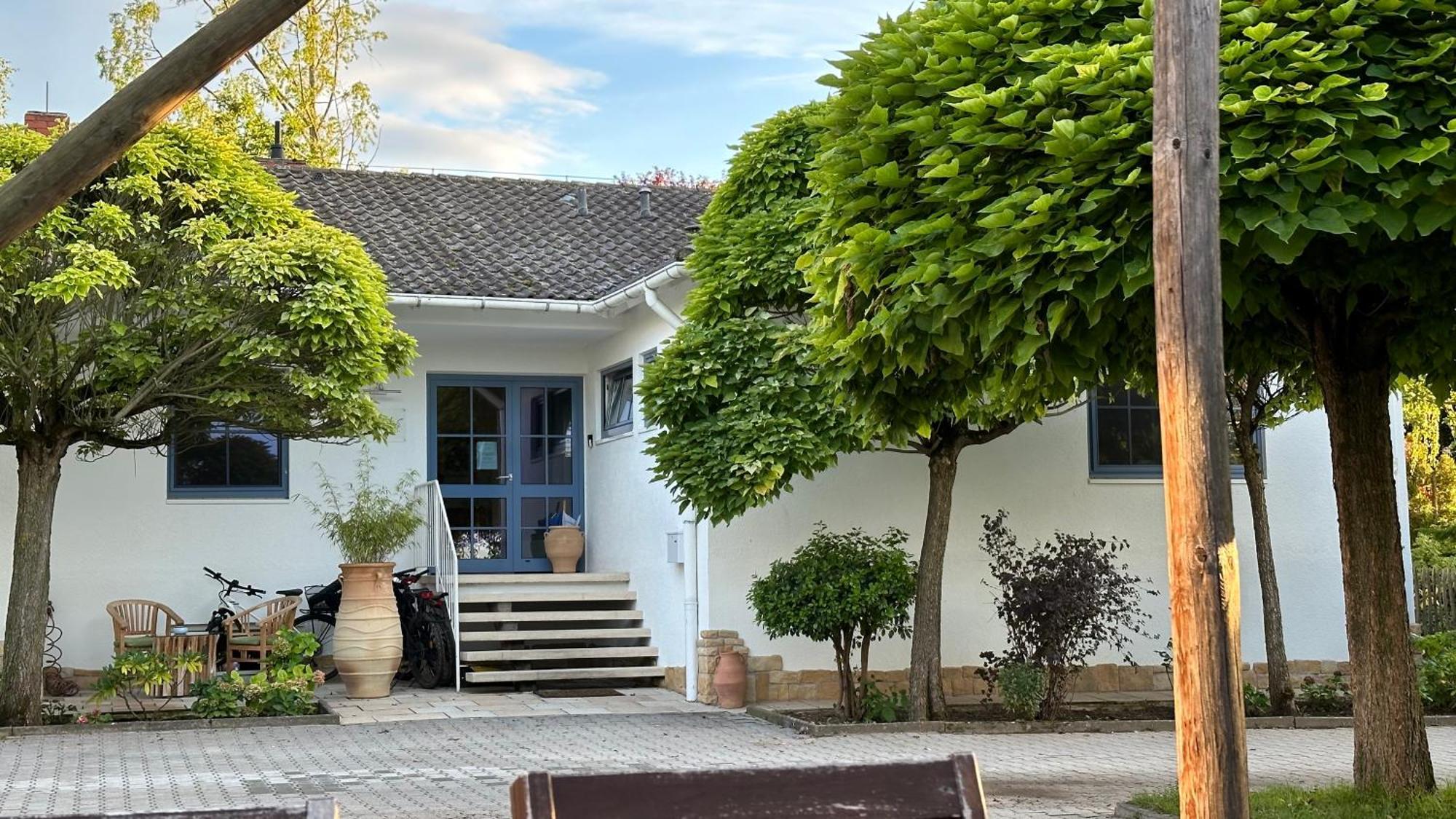 Gaestehaus Eschment Bissersheim Luaran gambar